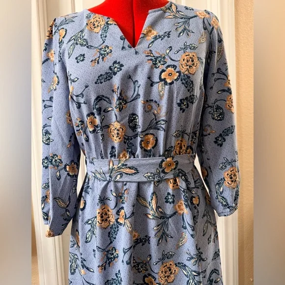 Lucky brand -Blue Floral Tiered Long Sleeve Dress with Belt - Picture 3 of 5